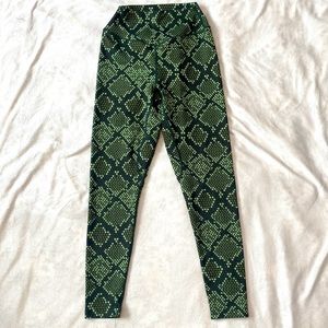 Balance Athletica snakeskin leggings - small
